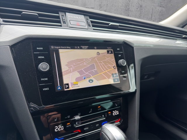 Passat Variant Business 2.0 TDI DSG AHK/MASSAGE