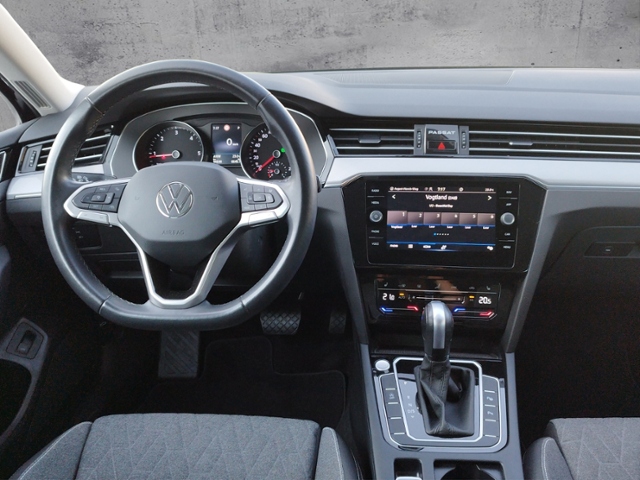 Passat Variant Business 2.0 TDI DSG R-LINE AHK