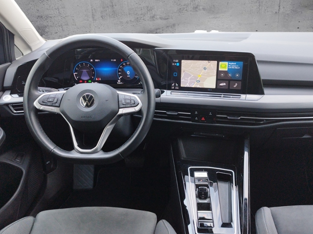 Golf VIII Variant Style 1.5 eTSI DSG AHK/KEYLESS