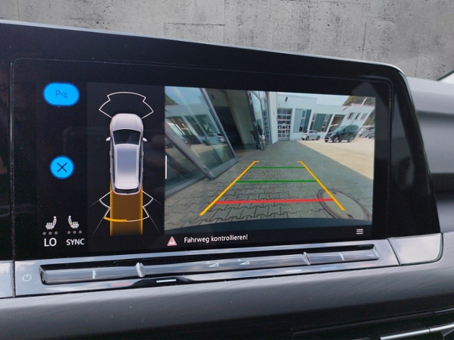 Golf VIII Variant Style 1.5 eTSI DSG AHK/KEYLESS