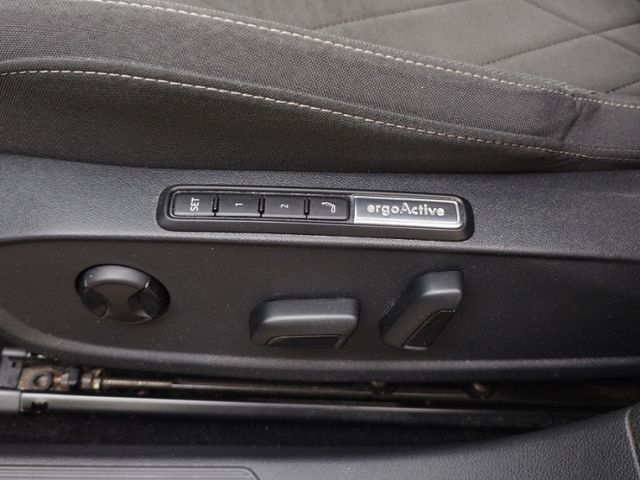 Golf VIII Variant Style 1.5 eTSI DSG AHK/KEYLESS
