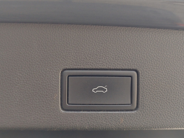 Golf VIII Variant Style 1.5 eTSI DSG AHK/KEYLESS