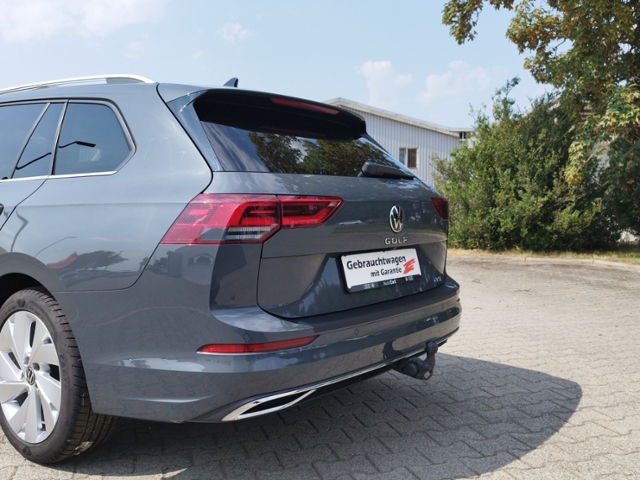 Golf VIII Variant Style 1.5 eTSI DSG AHK/KEYLESS