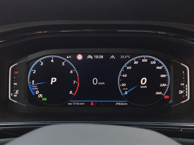 T-Roc 2.0 TSI 4M DSG R-LINE AHK/RFK/KEYLESS