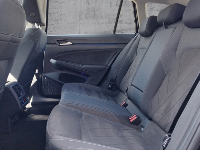 Golf VIII Variant Style 2.0 TDI DSG RFK/KEYLESS