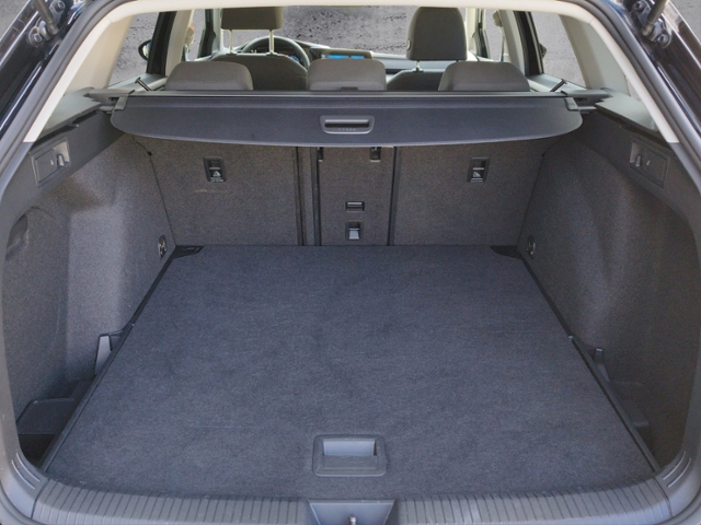 Golf VIII Variant Style 2.0 TDI DSG RFK/KEYLESS