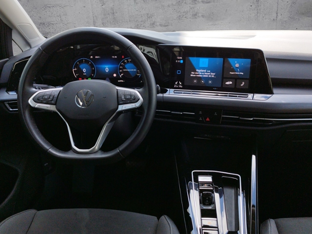 Golf VIII Variant Style 2.0 TDI DSG RFK/KEYLESS