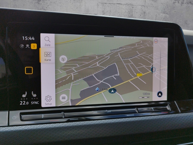 Golf VIII Active 1.5 eTSI DSG MATRIX/ACC/CARPLAY