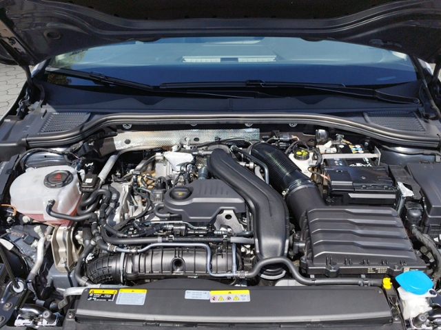 Golf VIII Variant Life 1.5 TSI 5JG/3-ZONEN