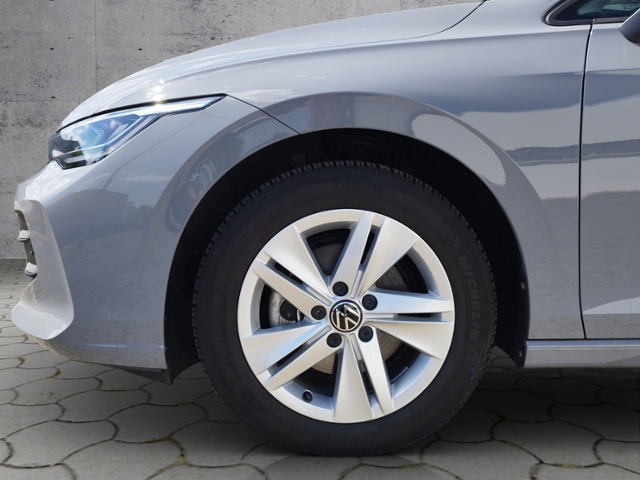 Golf VIII Variant Life 1.5 TSI 5JG/3-ZONEN