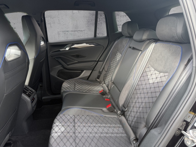 Tiguan 2.0 TDI DSG R-LINE AHK/MATRIX