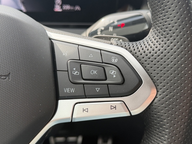 Tiguan 2.0 TDI DSG R-LINE AHK/MATRIX