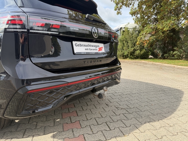 Tiguan 2.0 TDI DSG R-LINE AHK/MATRIX