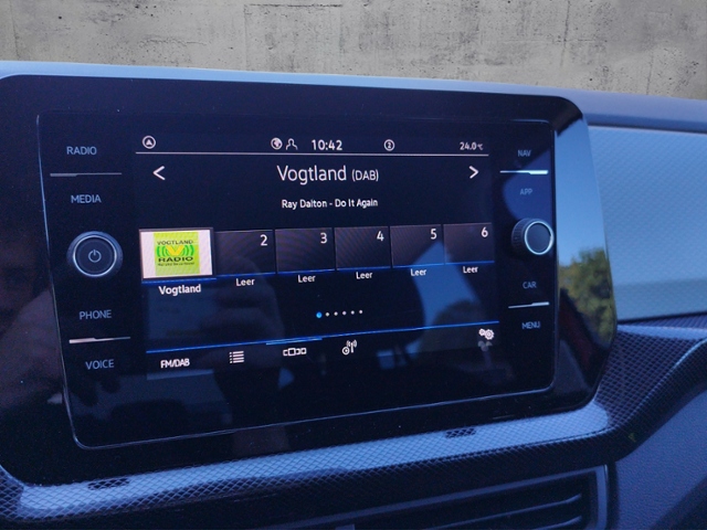 T-Cross Life 1.0 TSI 5JG/MATRIX/ACC/CARPLAY