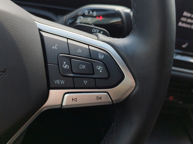 Passat Variant 1.5 TSI eHybrid DCC/HUD/KEYLESS