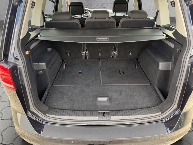 Touran Comfortline 2.0 TDI LED/PARK/NAV