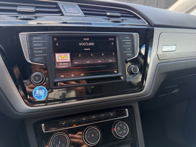 Touran Comfortline 2.0 TDI LED/PARK/NAV
