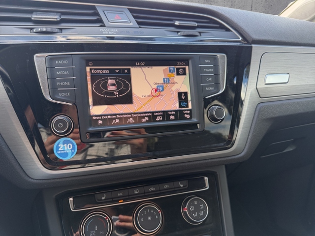 Touran Comfortline 2.0 TDI LED/PARK/NAV