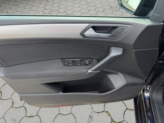 Touran Comfortline 2.0 TDI LED/PARK/NAV
