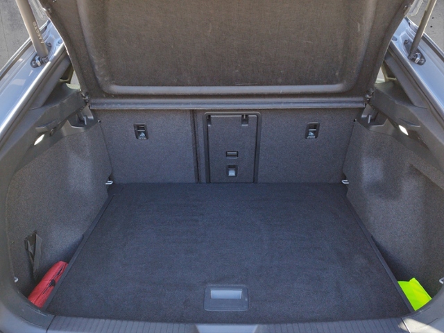 ID.5 Pro Performance 82kWh PANO/STH/360°