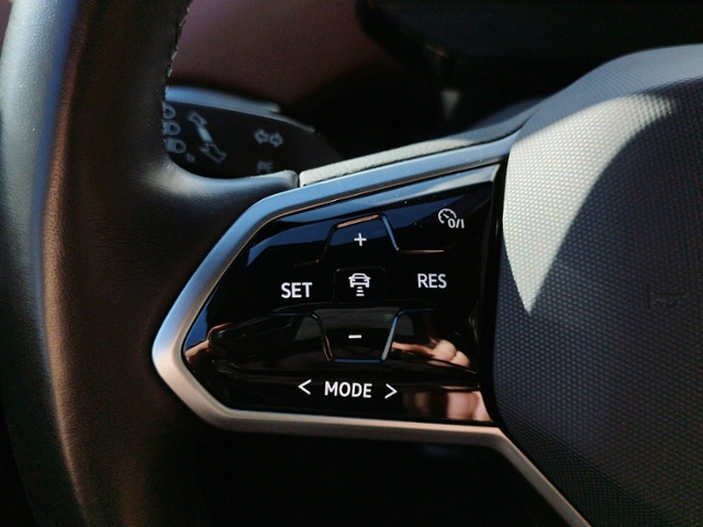 ID.5 Pro Performance 82kWh PANO/STH/360°