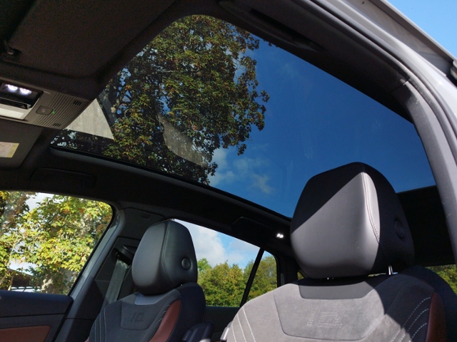 ID.5 Pro Performance 82kWh PANO/STH/360°