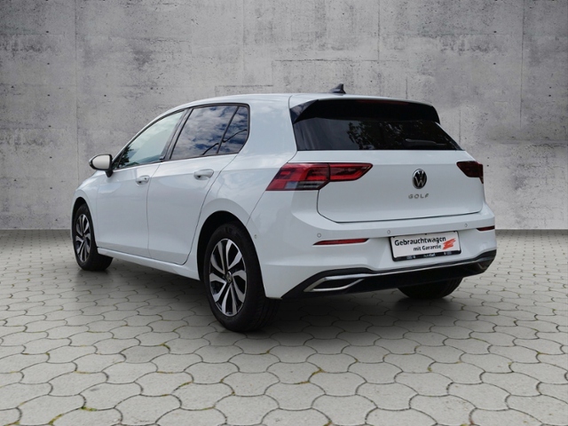 Golf VIII Active 2.0 TDI DSG CARPLAY/ACC/PARK