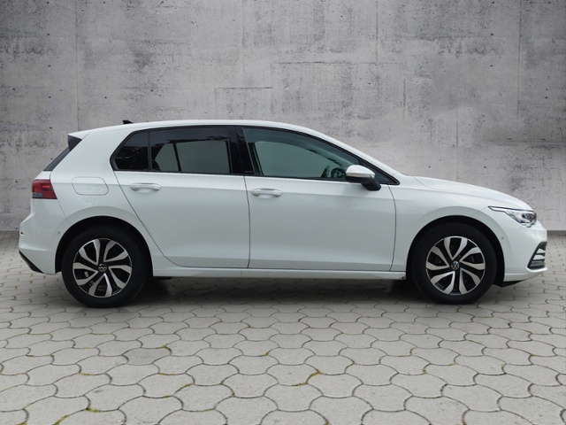 Golf VIII Active 2.0 TDI DSG CARPLAY/ACC/PARK