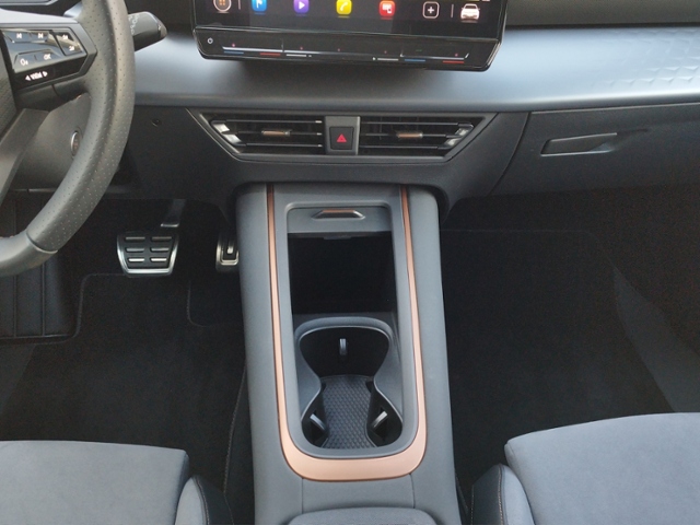 Born 62kWh KEYLESS/RFK/BEATS/SHZ