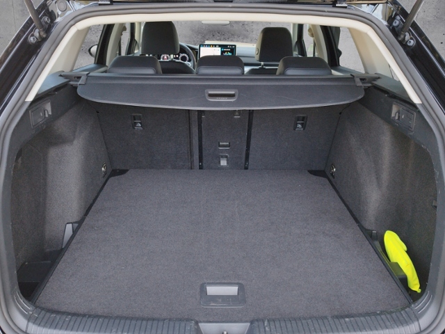 Golf VIII Variant Goal 1.5 eTSI DSG AHK/LED+