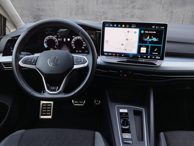 Golf VIII Variant Goal 1.5 eTSI DSG AHK/LED+