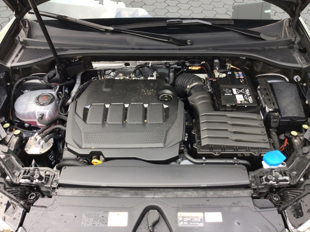 Q3 advanced 35 TDI S tronic LED/AHK/ACC KLIMA AL
