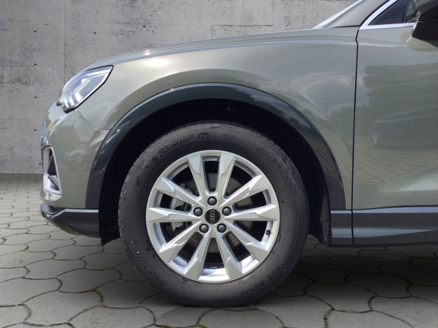 Q3 advanced 35 TDI S tronic LED/AHK/ACC KLIMA AL