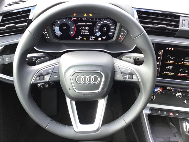 Q3 S line 35TDI S tronic Matrix/Navi/Assistenz K