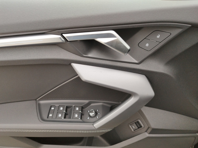A3 Sportback advanced 35TFSI S-tronic S line/Mat