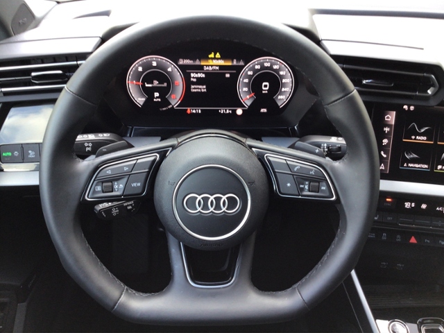 A3 Limousine S line 35TDI S tronic Navi/Sonos/LE