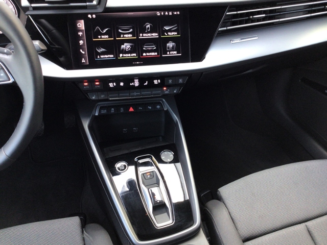 A3 Limousine S line 35TDI S tronic Navi/Sonos/LE