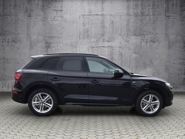 Q5 S line 45 TFSI quattro S tronic Business/MATR