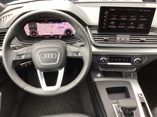 Q5 S line 45 TFSI quattro S tronic Business/MATR