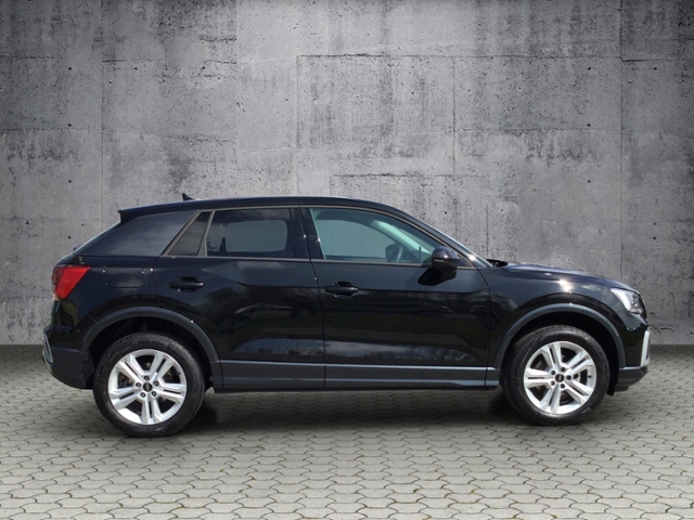 Q2 advanced 30 TFSI AHK/GRA/SHZ KLIMA LED ALU