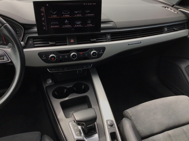 A4 allroad 45 TFSI quattro S-tronic PANO/SHZ/NAV