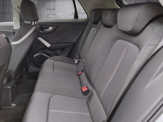 Q2 advanced 30 TDI S-tronic MATRIX/AHK/SHZ KLIMA