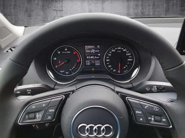 Q2 advanced 30 TDI S-tronic MATRIX/AHK/SHZ KLIMA