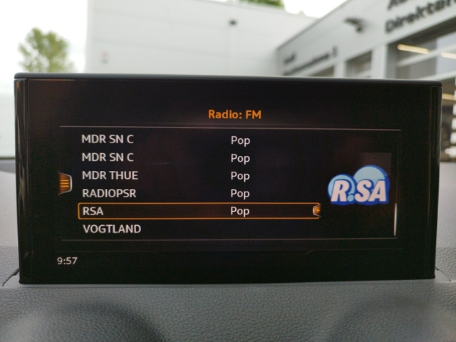 Q2 advanced 30 TDI S-tronic MATRIX/AHK/SHZ KLIMA