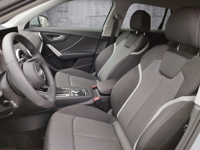 Q2 advanced 30 TDI S-tronic MATRIX/AHK/SHZ KLIMA