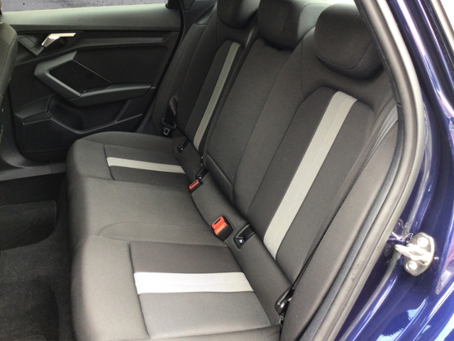 A3 Limousine advanced 30 TFSI S-tronic Business/