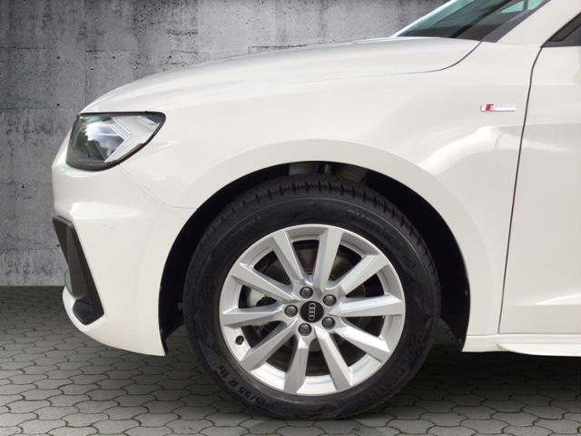 A1 Sportback S line 30 TFSI S-tronic LED/SHZ/GRA