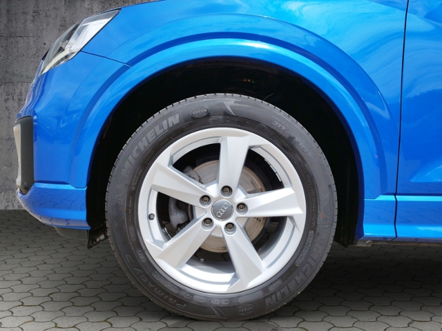 Q2 sport 35 TFSI LED/NAV/SHZ KLIMA NAVI ALU