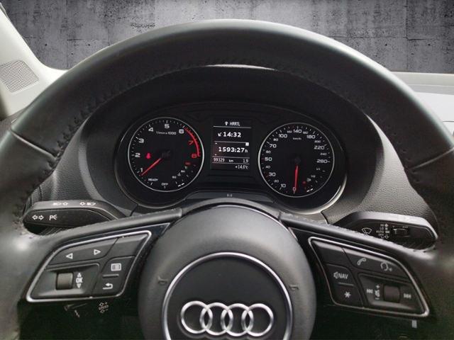 Q2 sport 35 TFSI LED/NAV/SHZ KLIMA NAVI ALU