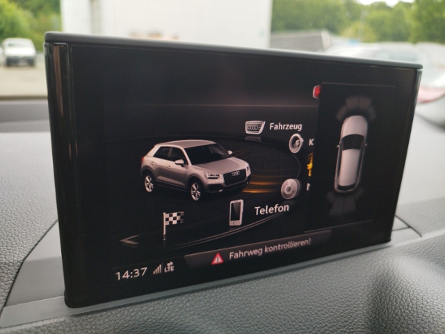 Q2 sport 35 TFSI LED/NAV/SHZ KLIMA NAVI ALU